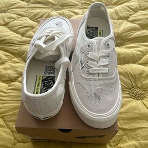Sneakers Vans Vault Authentic VR3 white/beige
